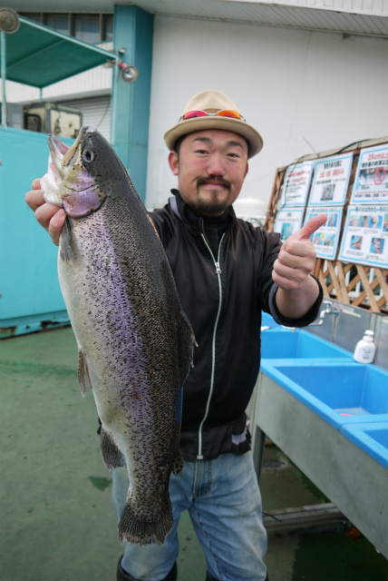 としまえんフィッシングエリア 釣果