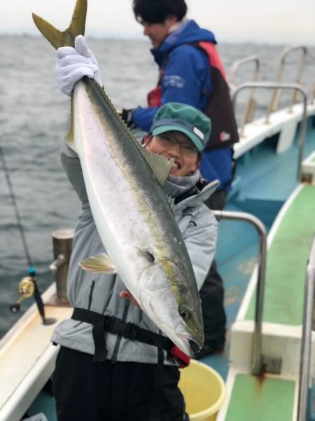 丸万釣船 釣果