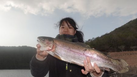 フィッシングレイクたかみや 釣果