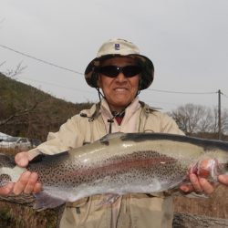 フィッシングレイクたかみや 釣果