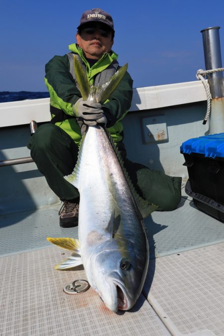 クルーズ 釣果