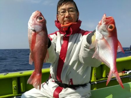 横内丸 釣果