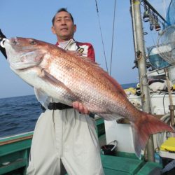 真祐丸 （しんゆうまる） 釣果