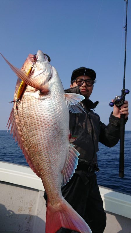 鷹王丸 釣果