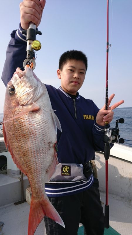 鷹王丸 釣果