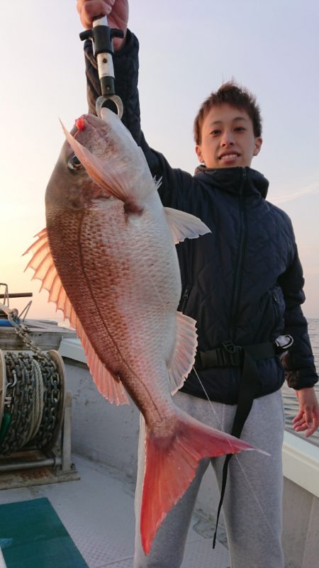 鷹王丸 釣果