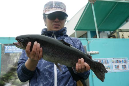 としまえんフィッシングエリア 釣果