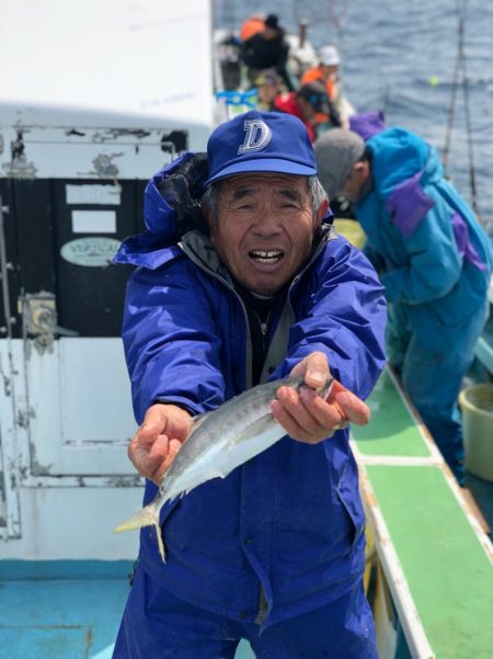 丸万釣船 釣果