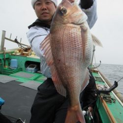 真祐丸 （しんゆうまる） 釣果