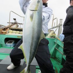 真祐丸 （しんゆうまる） 釣果