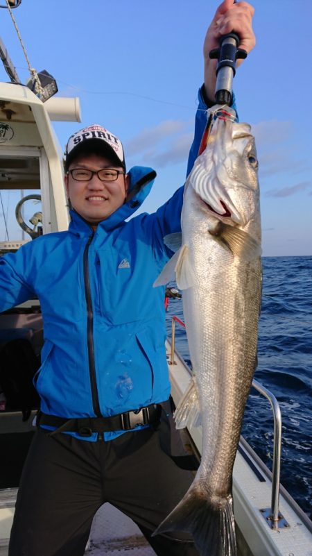 鷹王丸 釣果