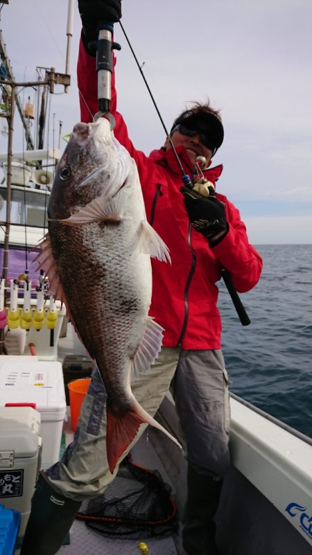 鷹王丸 釣果