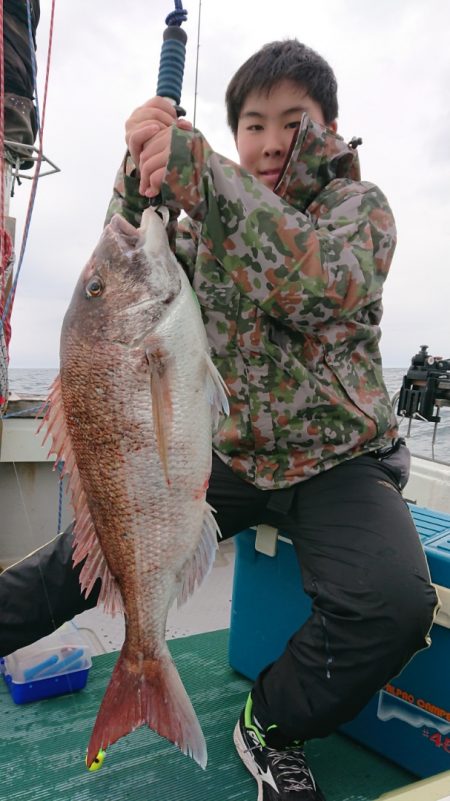 鷹王丸 釣果