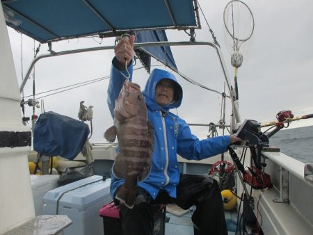 隆星丸 釣果