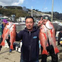 晃山丸 釣果