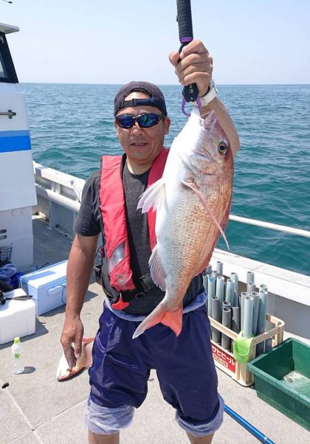 遊漁船 新鋭丸 釣果