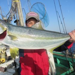 真祐丸 （しんゆうまる） 釣果