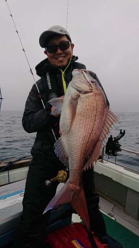 鷹王丸 釣果