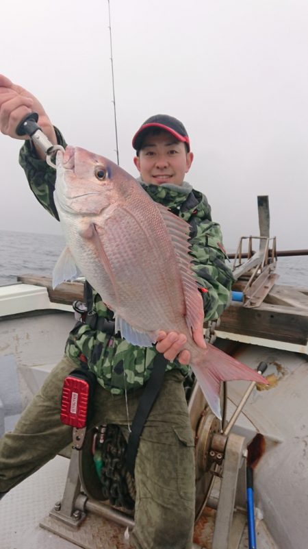 鷹王丸 釣果