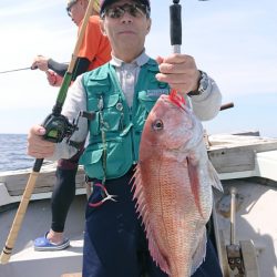 鷹王丸 釣果