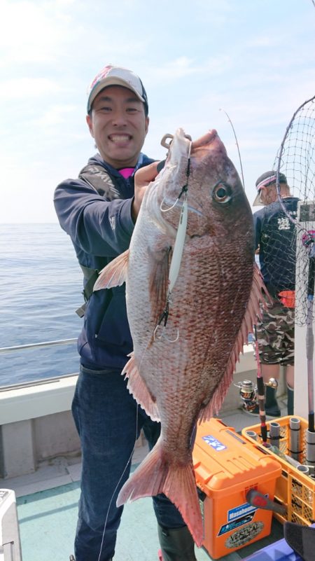 鷹王丸 釣果