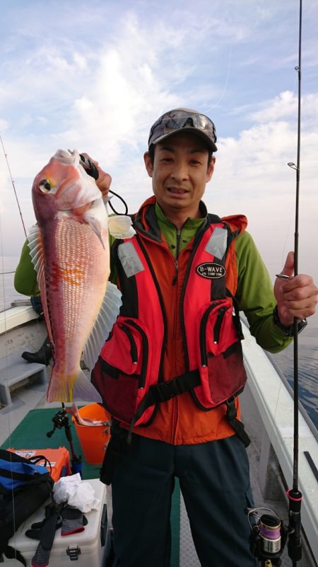 鷹王丸 釣果