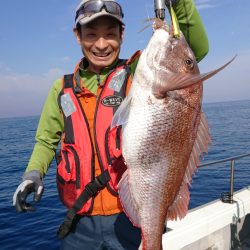 鷹王丸 釣果