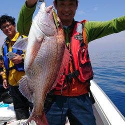 鷹王丸 釣果