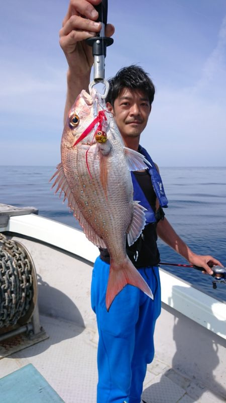 鷹王丸 釣果