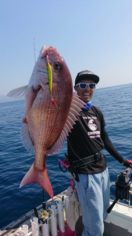 鷹王丸 釣果