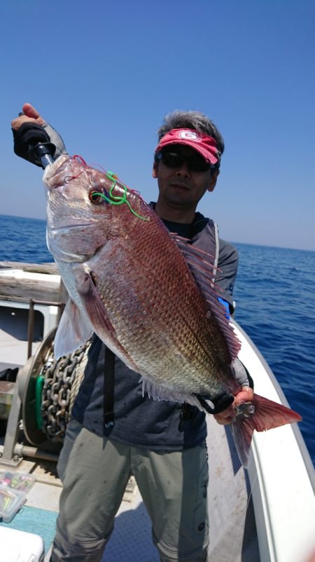 鷹王丸 釣果