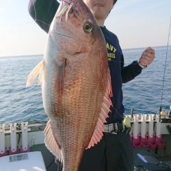 鷹王丸 釣果