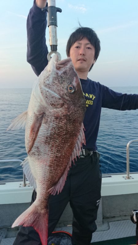 鷹王丸 釣果