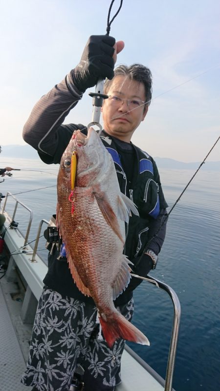 鷹王丸 釣果