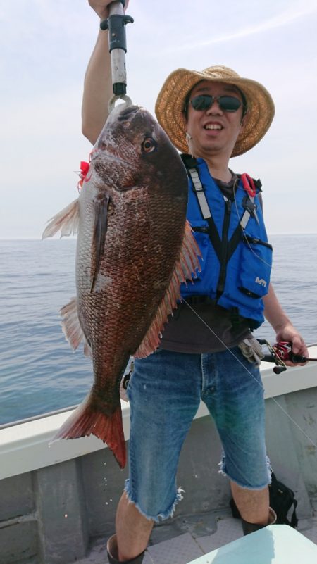 鷹王丸 釣果