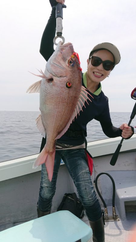 鷹王丸 釣果