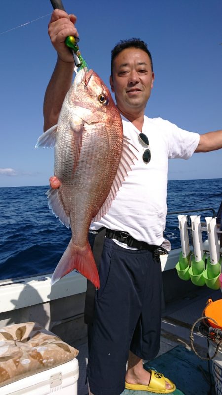 鷹王丸 釣果