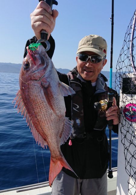 鷹王丸 釣果