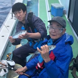 丸万釣船 釣果