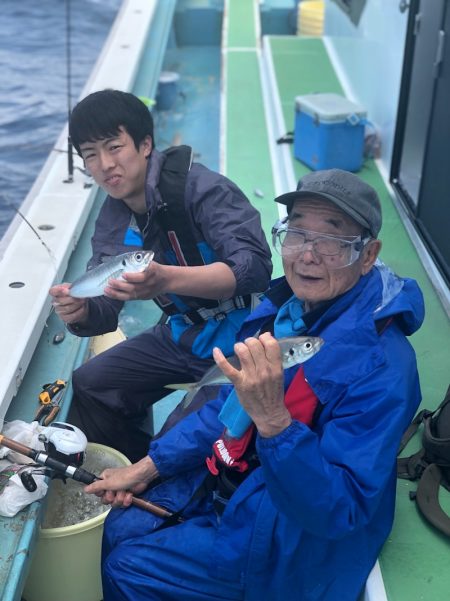 丸万釣船 釣果