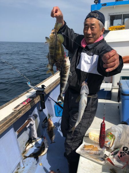 第二　つれたか丸 釣果