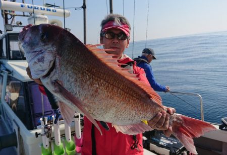 鷹王丸 釣果