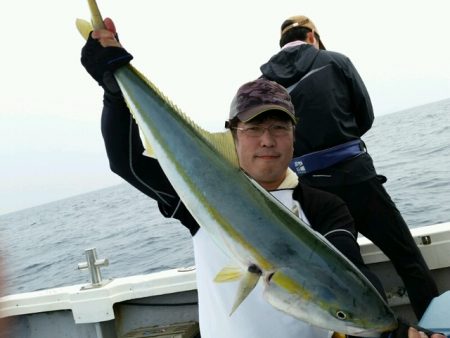 つれ鷹丸 釣果