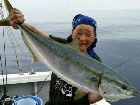 つれ鷹丸 釣果