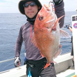 鷹王丸 釣果