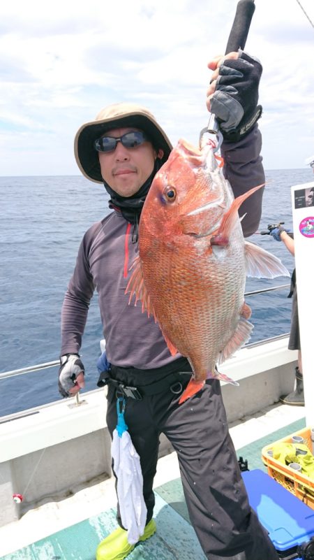 鷹王丸 釣果