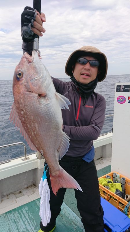 鷹王丸 釣果