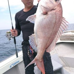 鷹王丸 釣果