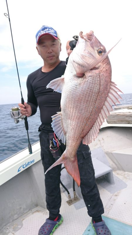 鷹王丸 釣果