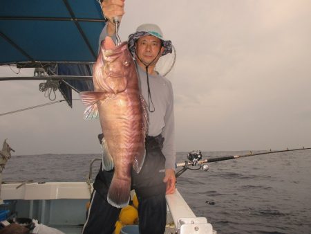 隆星丸 釣果